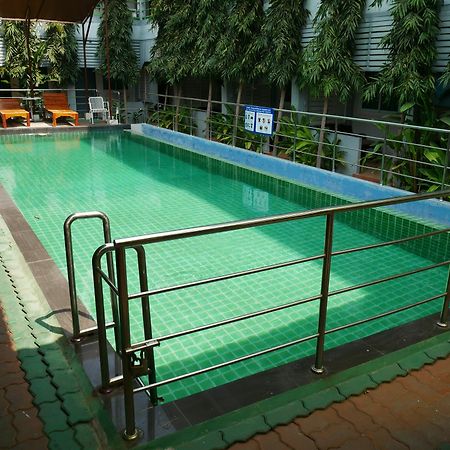 Siri Place Buriram Exterior foto